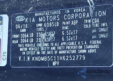2017 Kia Sedona Lx z USA, uszkodzony, nr VIN KNDMB5C11H6252779
